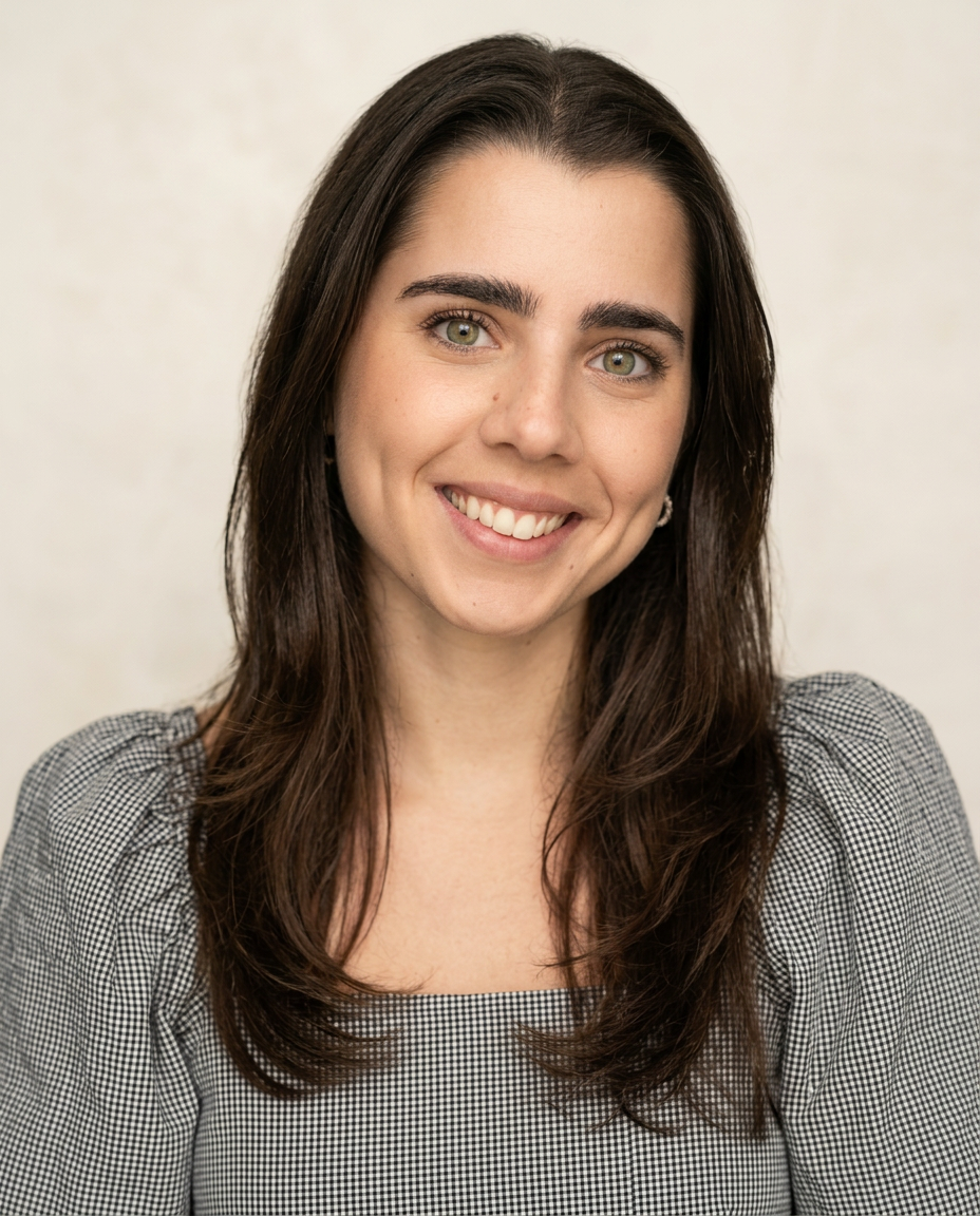 Portrait of Maria Salman, social media manager